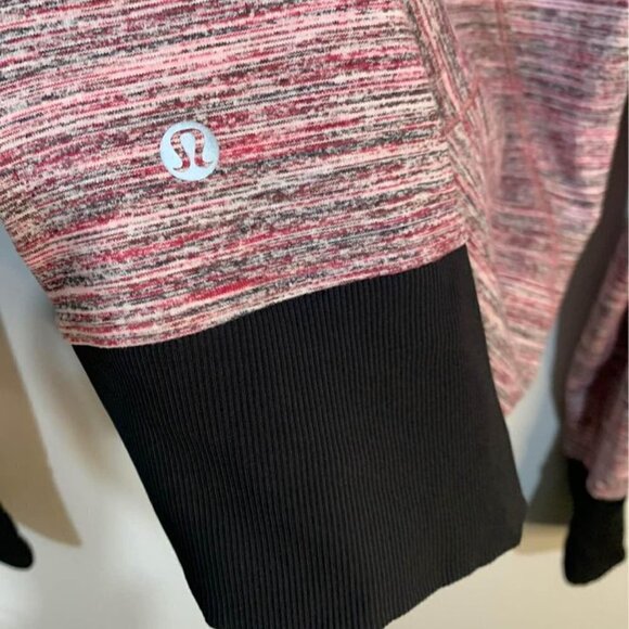 Copy - 𝅺LULULEMON pullover. 1/4 zip size 6. Excellent condition. - Picture 6 of 10